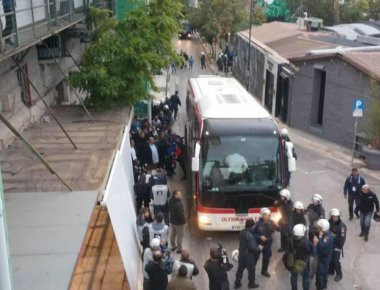 Παναθηναϊκός- Ολυμπιακός: Έφτασαν στην Λεωφόρο οι «κόκκινοι» (φωτό)